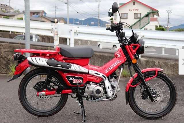 新車 「スーパーカブC125」