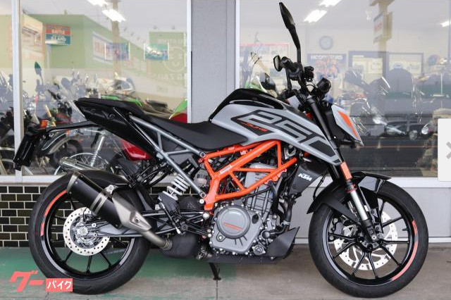 中古車　250DUKE