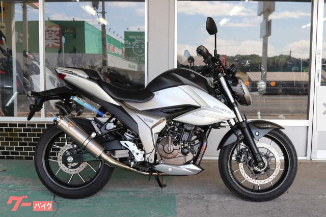 中古車　GIXXER250